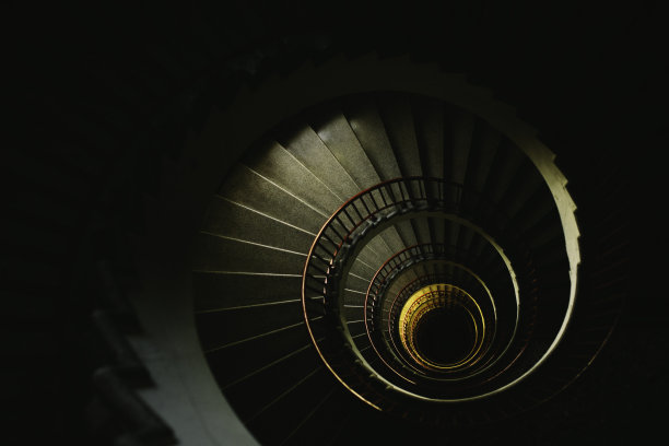 螺旋形楼梯素材图片