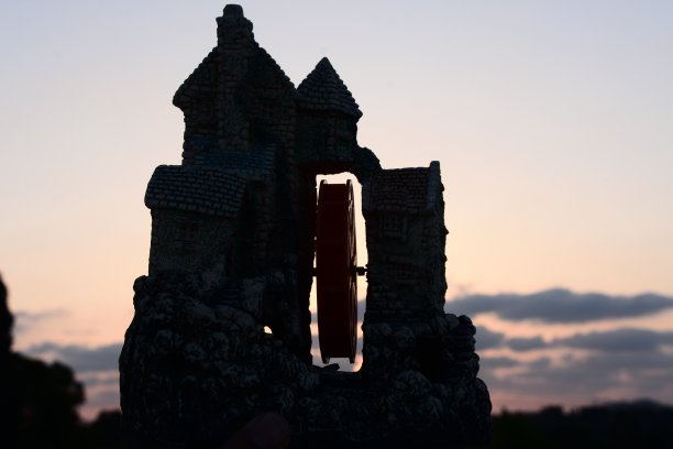 城堡的剪影图片下载