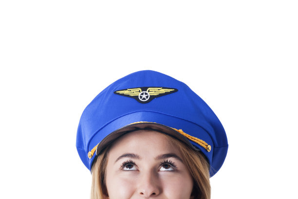 一名飞行员在白衣上独自仰望图片下载