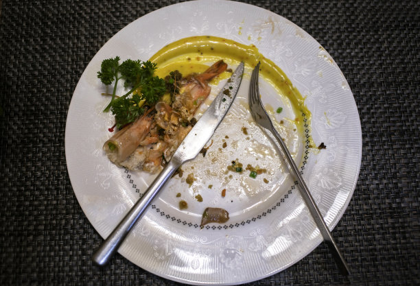 盘中剩余食物图片下载