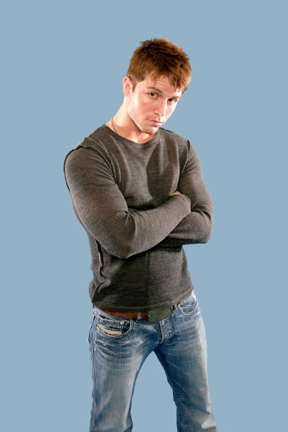 撅嘴。图片下载