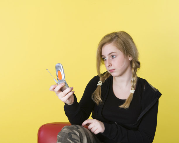 青少年和手机图片下载