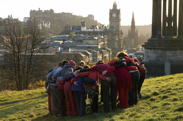 集团的拥抱图片下载