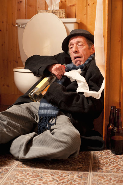 醉汉醉倒了图片下载