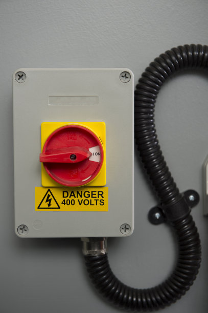 工业电源插座/带有危险标志的墙壁插座图片下载