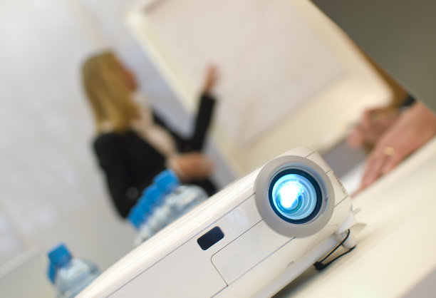 演示用液晶投影仪图片下载