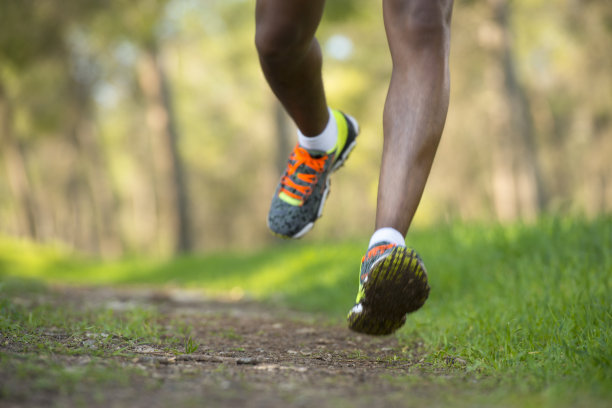 人跑步。图片下载