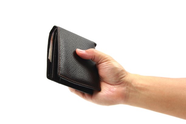 手里拿着钱包图片下载