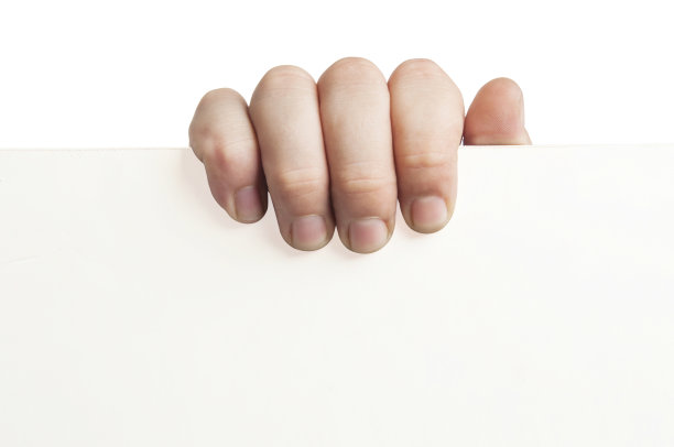 手握空白白纸板图片下载