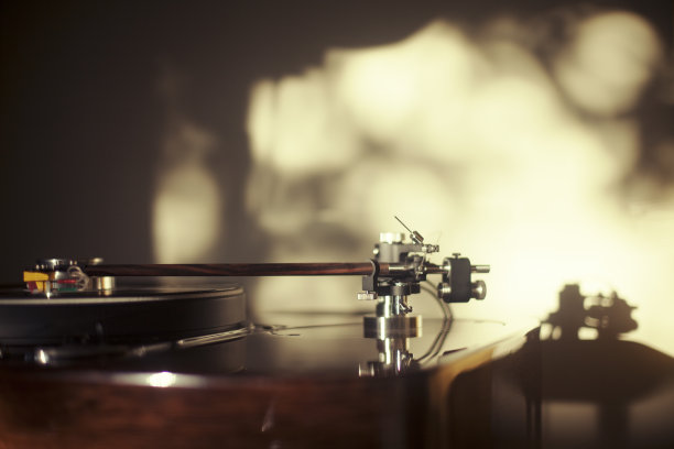 转盘和音臂素材图片