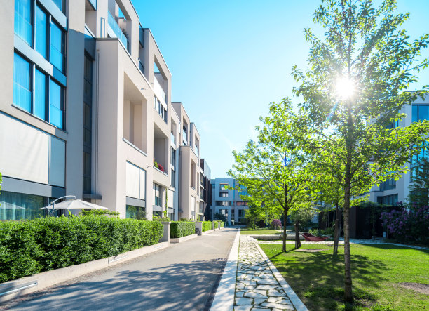 新的白色公寓图片下载