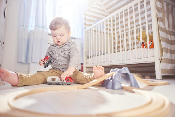 玩火车图片下载