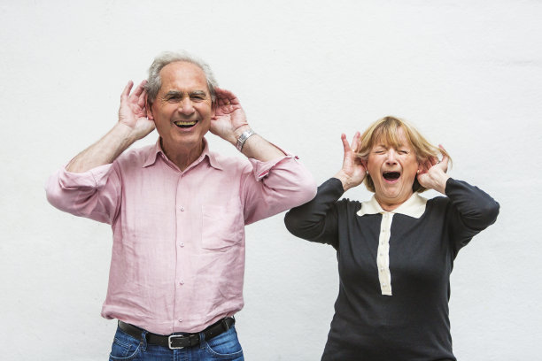 聋哑学长喊着要被听见图片下载