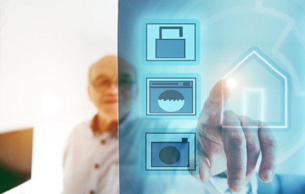 智能家庭自动化与应用程序在可视屏幕上素材图片