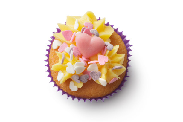 糕点:纸杯蛋糕孤立在白色背景素材图片
