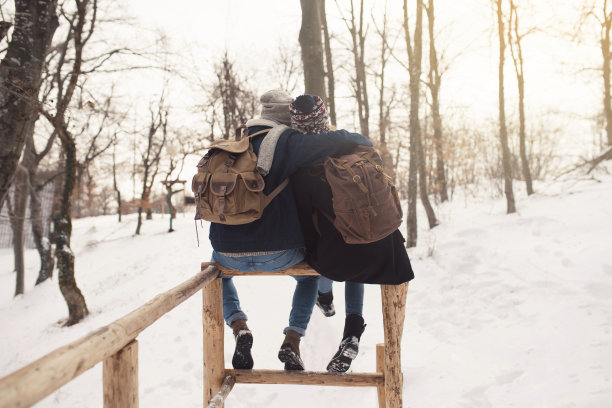 寒冷的天，温暖的心……图片下载