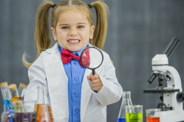 孩子的科学家图片下载