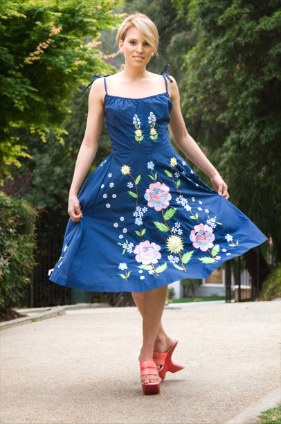 夏天衣服图片下载