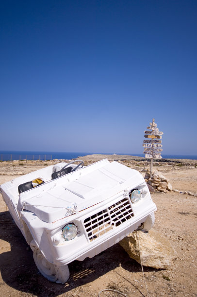 迷失了正确的方向图片下载