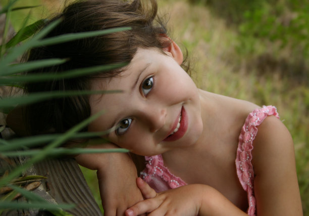 美丽的女孩图片下载