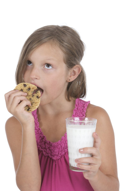 牛奶和饼干图片下载