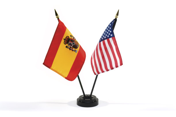 西班牙和美国国旗孤立图片下载
