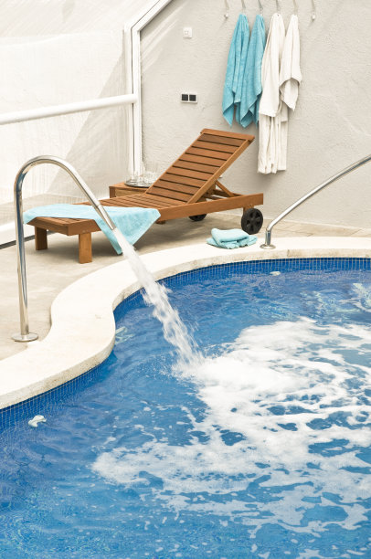 游泳池图片下载