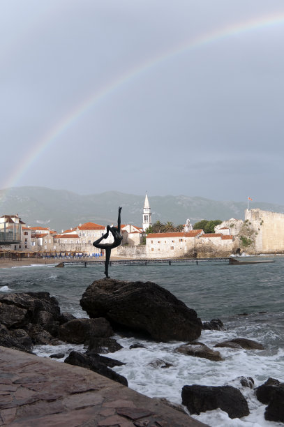 彩虹在Budva图片下载