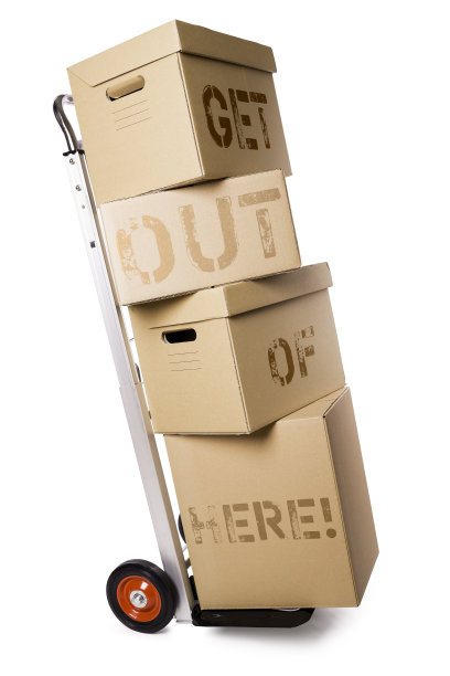 手推车和纸箱(裁剪路径)图片下载