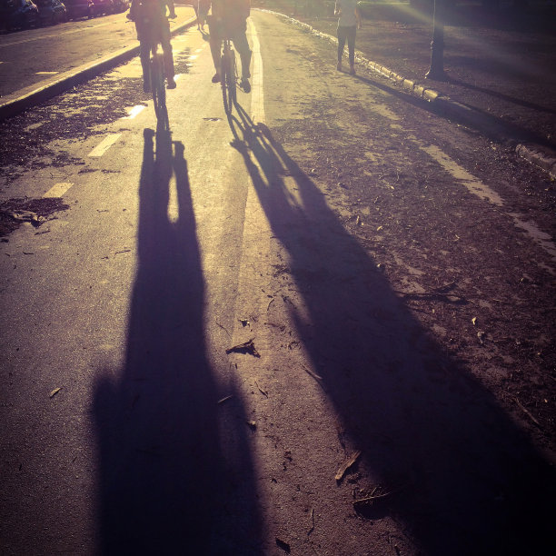 在公园锻炼图片下载