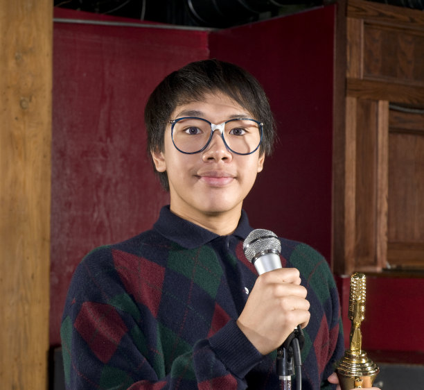 书呆子青年奖图片下载