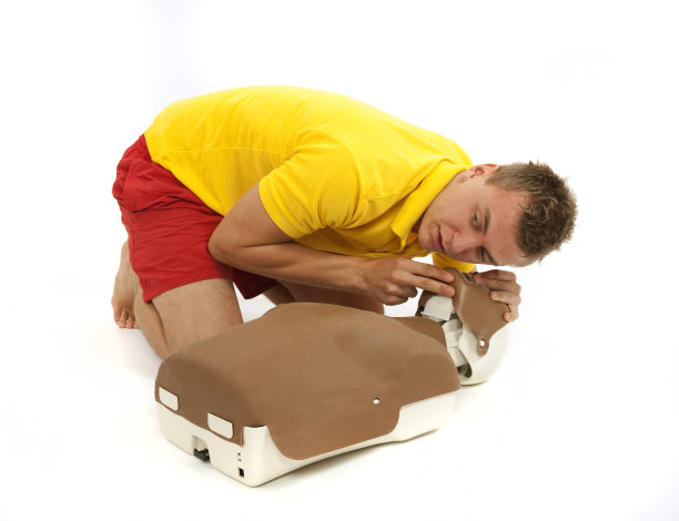 心肺复苏的培训图片下载