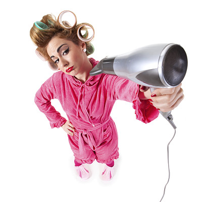 家庭主妇干燥的头发图片下载