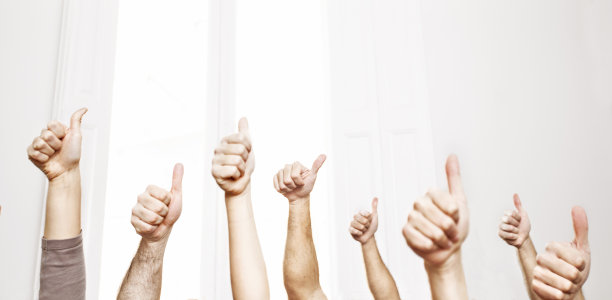 竖起大拇指图片下载