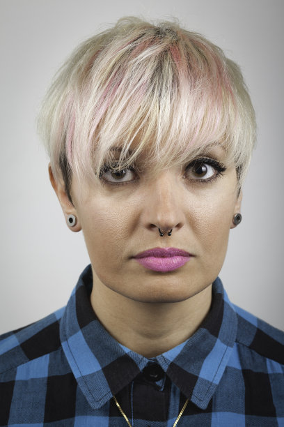 垂直女人肖像图片下载