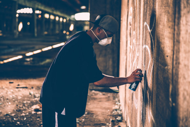 创建一个grafitti图片下载