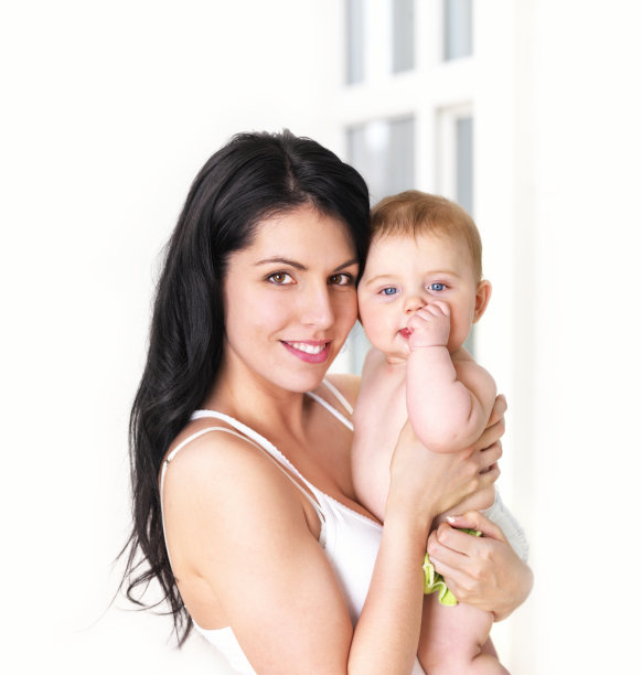 母亲和儿子图片下载