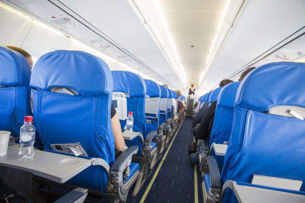 有乘客的机舱…图片下载