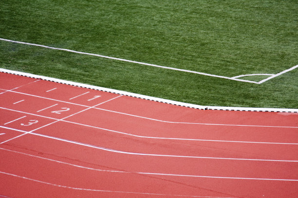 体育场的跑道图片下载