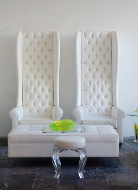 匹配的宝座图片下载