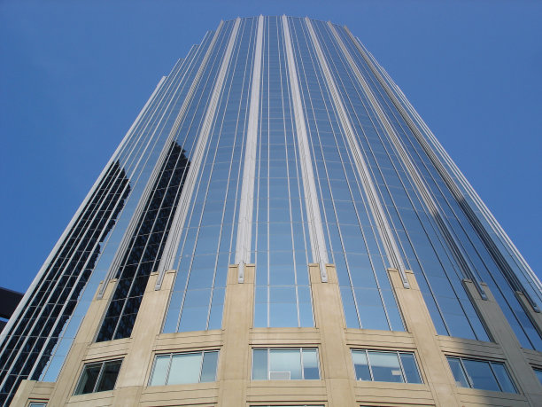 高大的办公楼图片下载