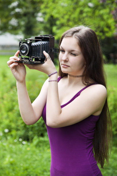 祖父的相机图片下载