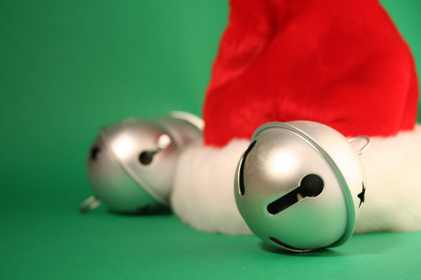 圣诞老人帽和铃儿响叮当图片下载