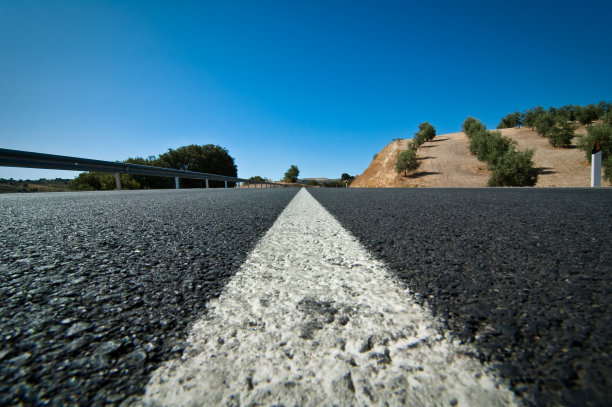 沙漠街道底部视图图片下载