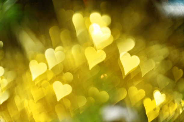 模糊的心散景图片下载