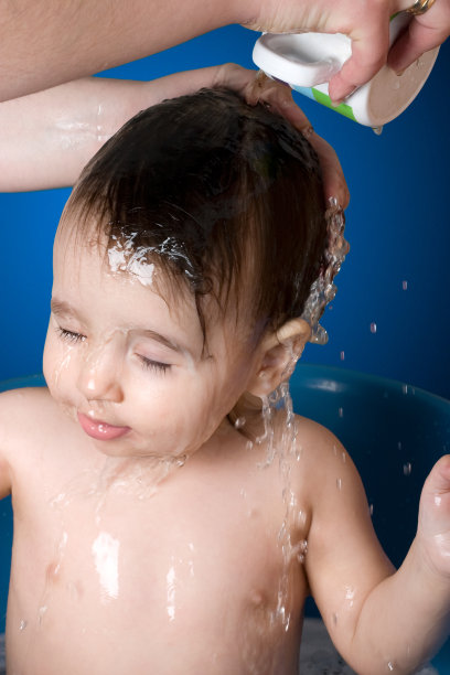 婴儿浴图片下载