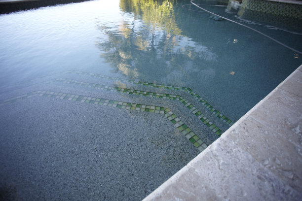 池手掌反射图片下载