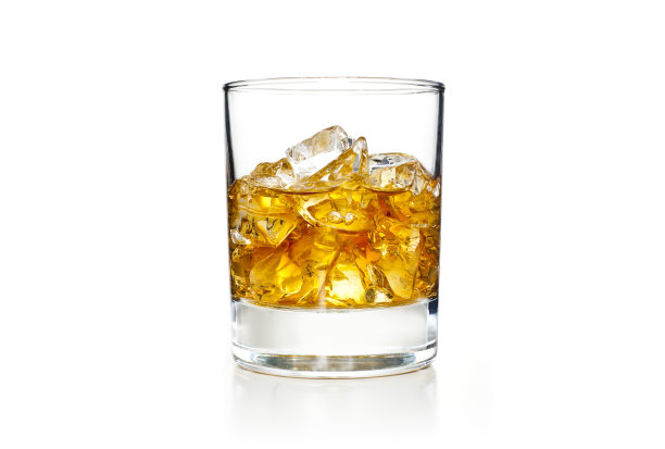 一杯威士忌图片下载