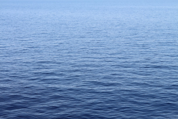 蓝色的大海图片下载