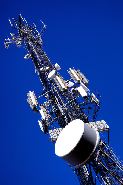 亚利桑那州斯科茨代尔的无线手机发射塔天线图片下载